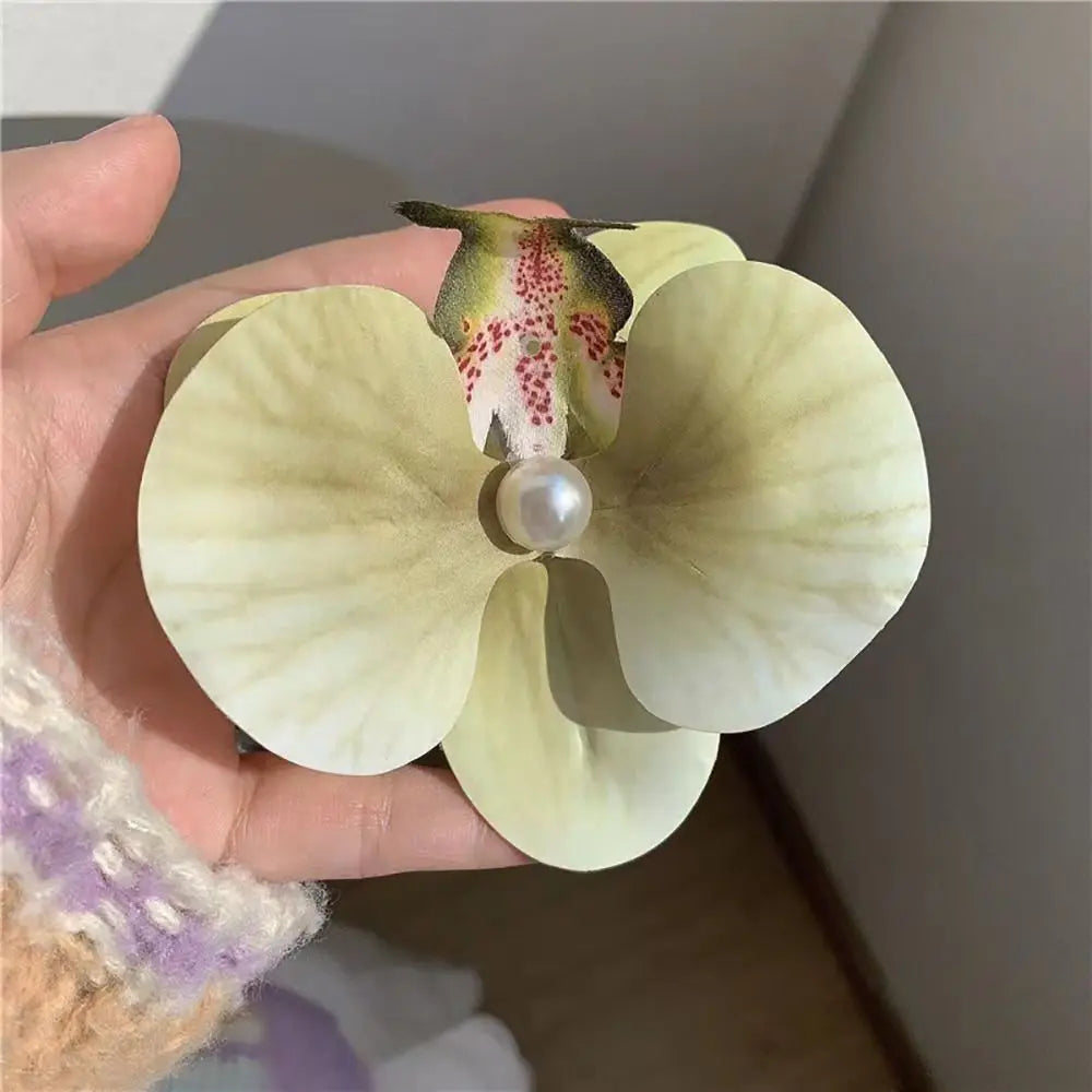 U'i Waiwai — Hawaiian Flower Side Bang Clip