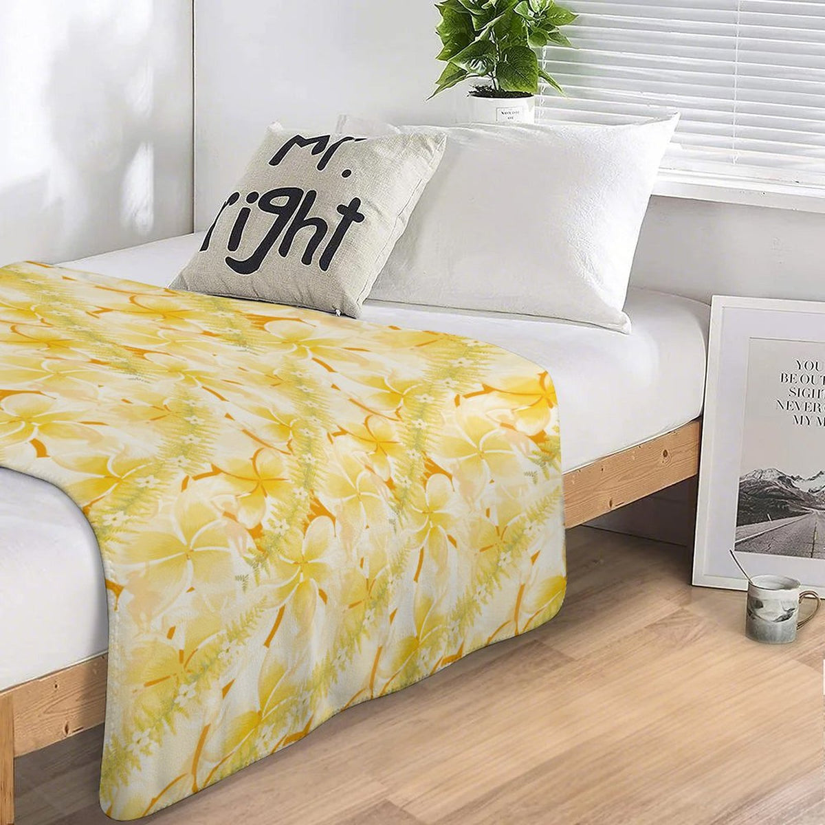 Hanapa'a Waiwai — Plumeria Hula Print Sherpa Fleece Throw Blanket 50"×60"