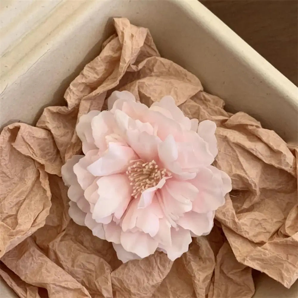 U'i Waiwai — Hawaiian Flower Side Bang Clip