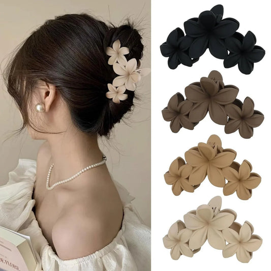 U'i Waiwai — Elegant Floral Hair Claw Clip