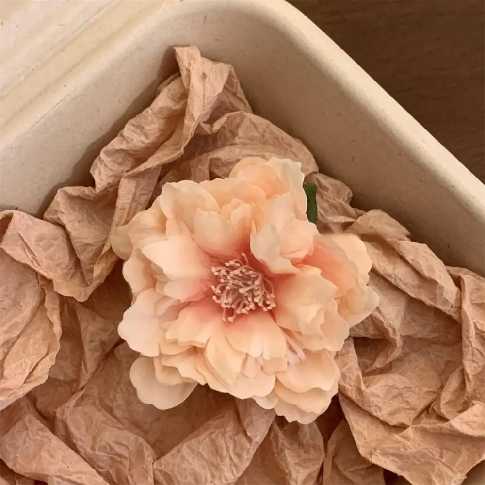 U'i Waiwai — Hawaiian Flower Side Bang Clip
