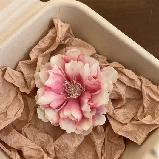 U'i Waiwai — Hawaiian Flower Side Bang Clip