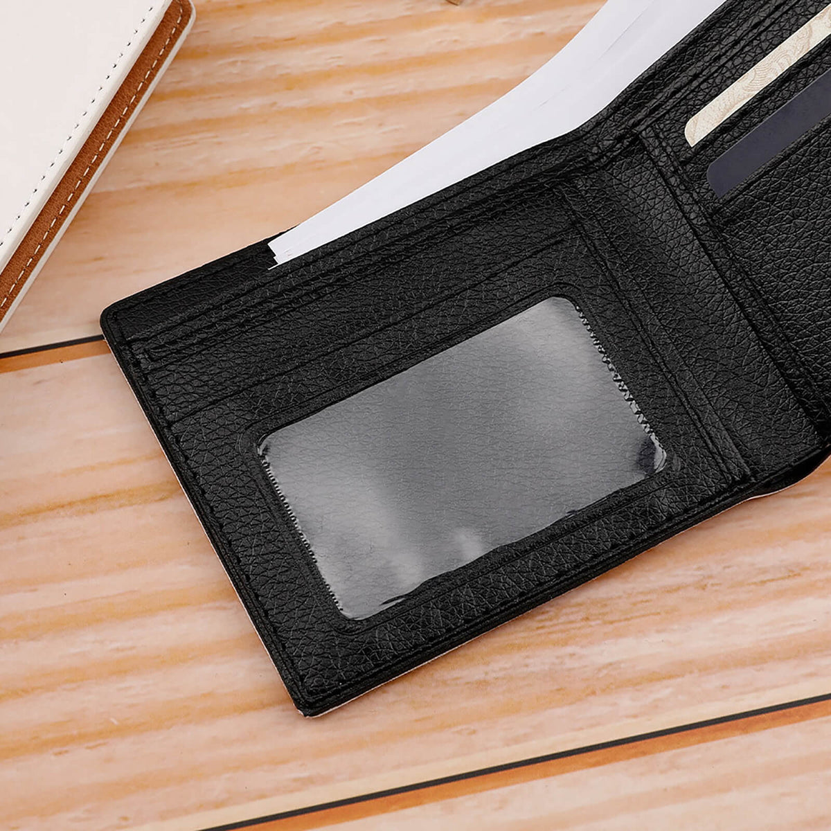 Hanapa'a Waiwai — Island Print Card Holder Wallet