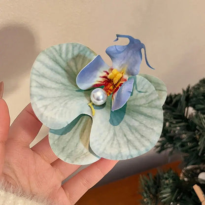 U'i Waiwai — Hawaiian Flower Side Bang Clip